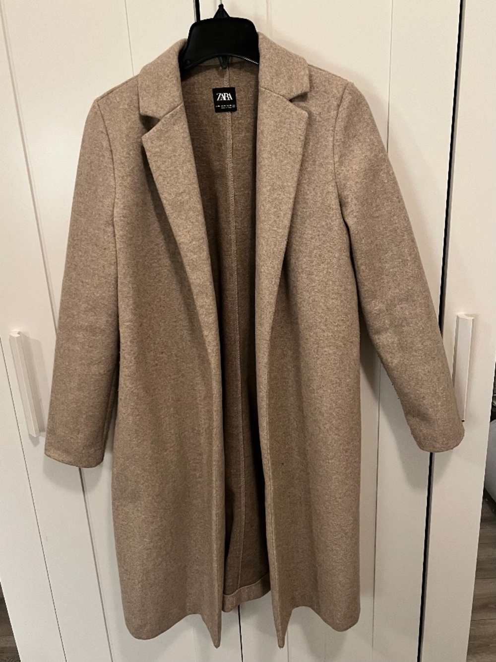 tan zara coat, medium